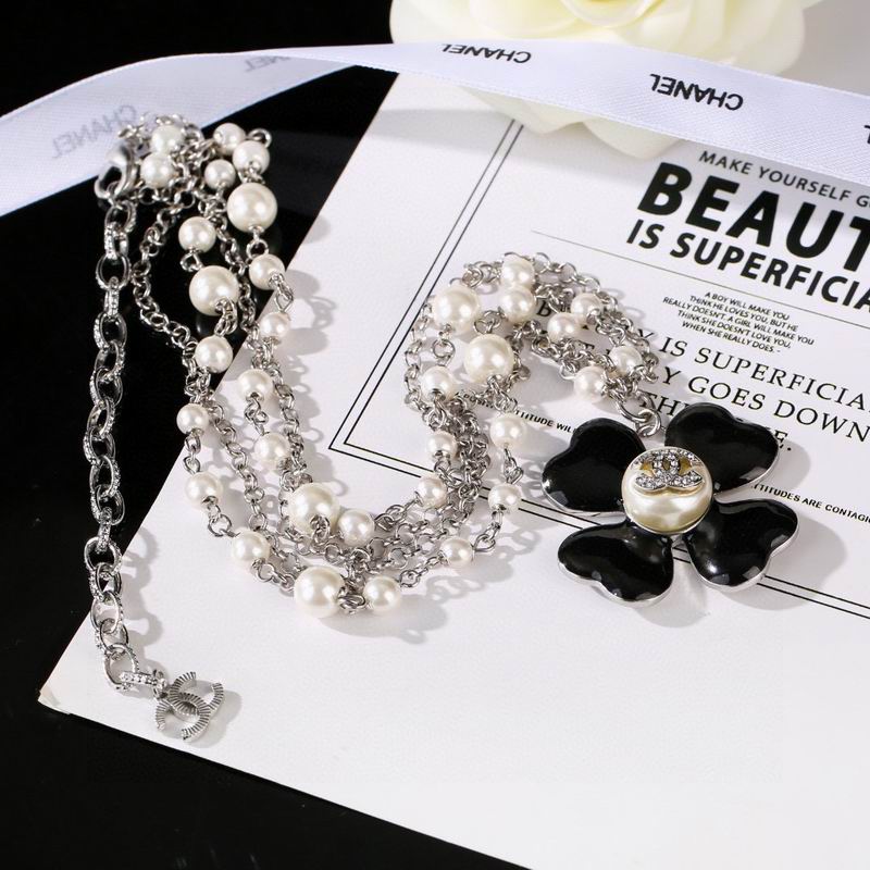 Chanel Necklace 03yxs359